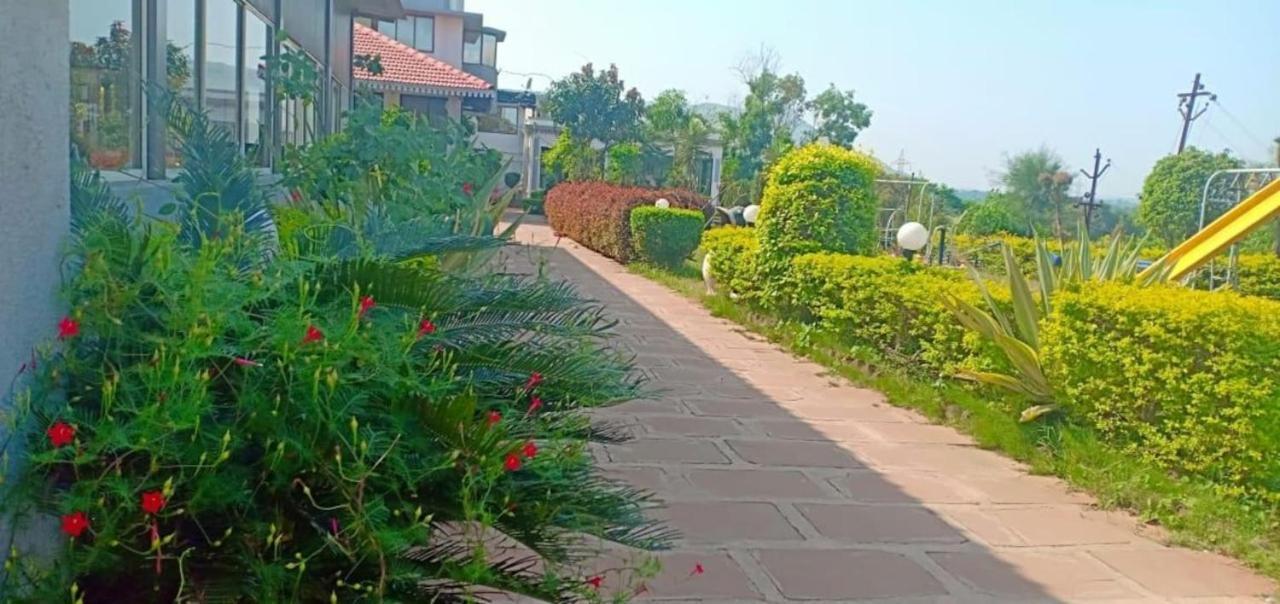 Complimentary Water Park Igatpuri Hotel Eksteriør billede