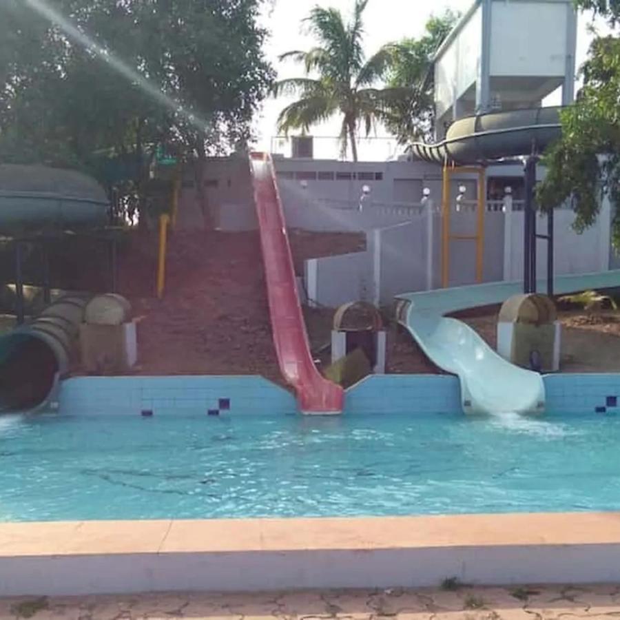 Complimentary Water Park Igatpuri Hotel Eksteriør billede